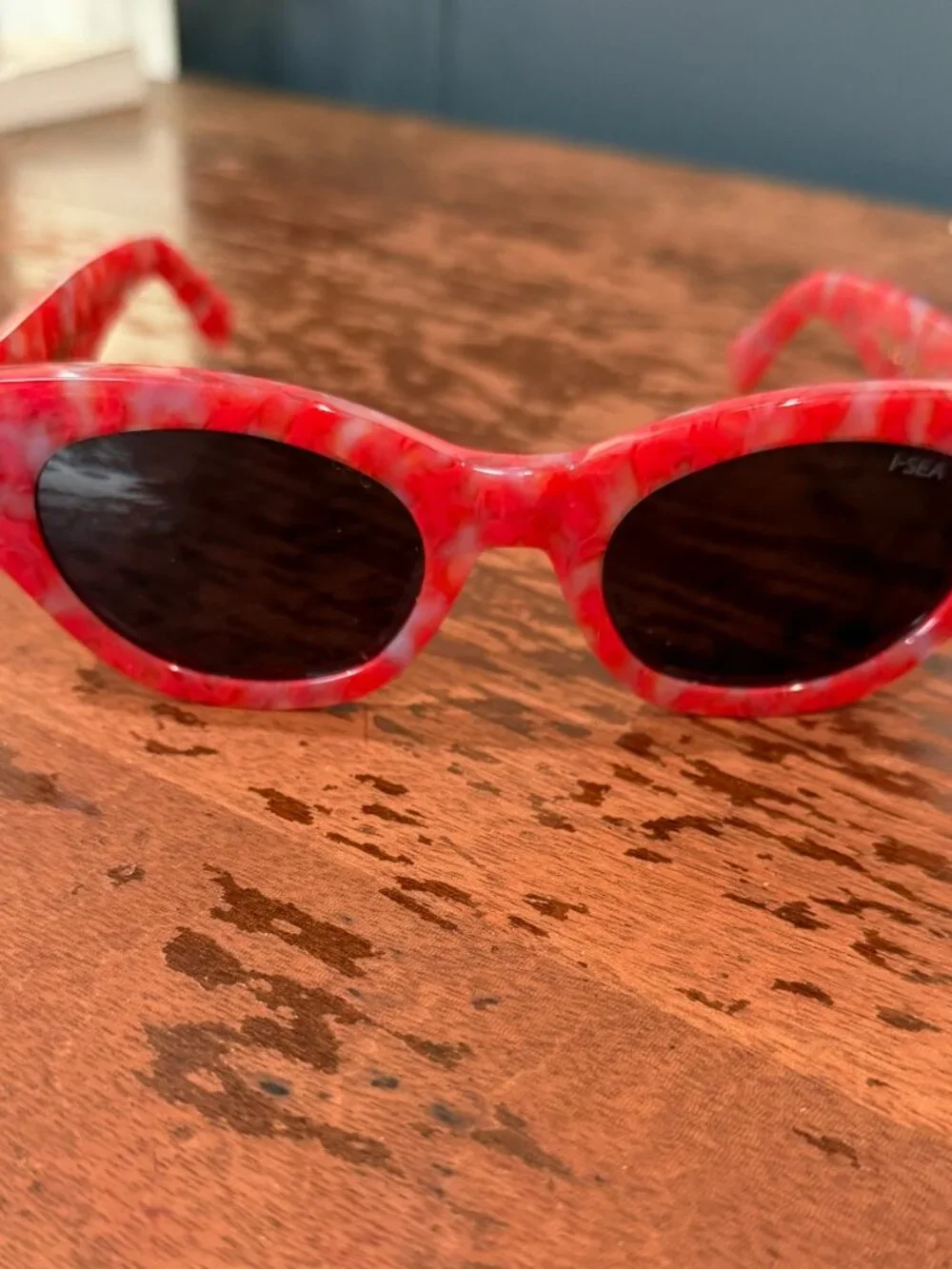 I-Sea Polarized Red Sunglasses